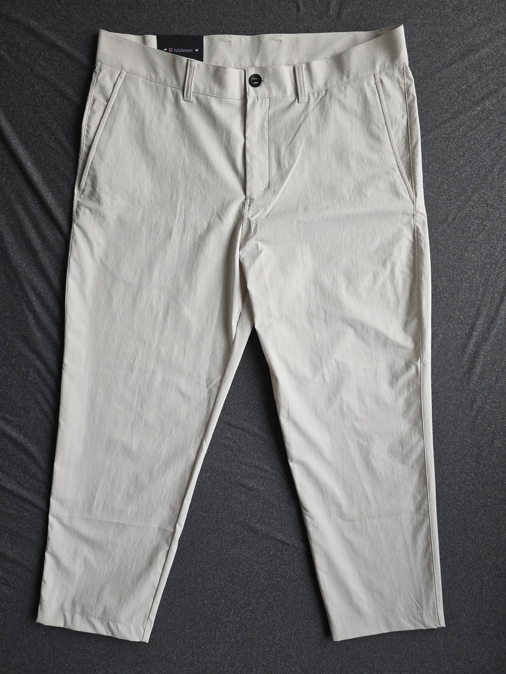 Lululemon Relaxed-Tapered Smooth Twill Trouser Cropped Size 38 LM5AN1S Bone